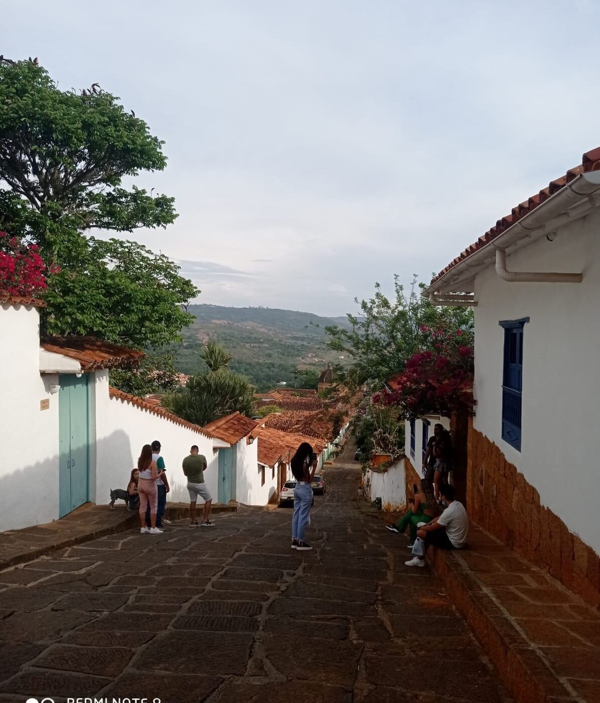 Calles empedradas y casas blancas de Barichara, Santander