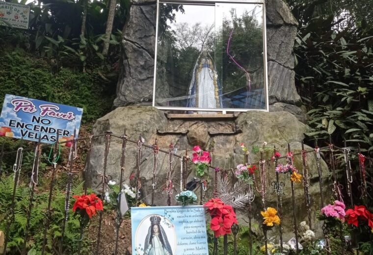 Santuario de la Virgen de la Salud en Paramo, Santander