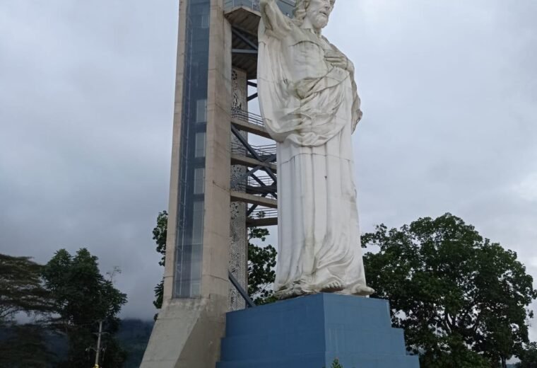 Parque El Santísimo, Floridablanca